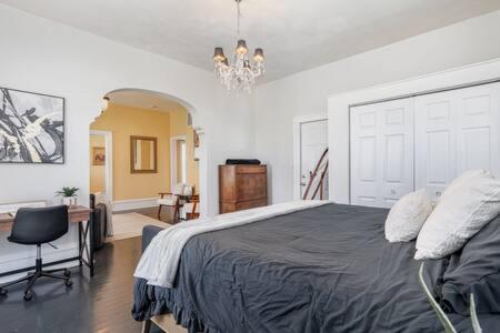Beautiful Downstairs 1Bed 1Bth Charmer- Pet Friendly Мичиган Сити Экстерьер фото